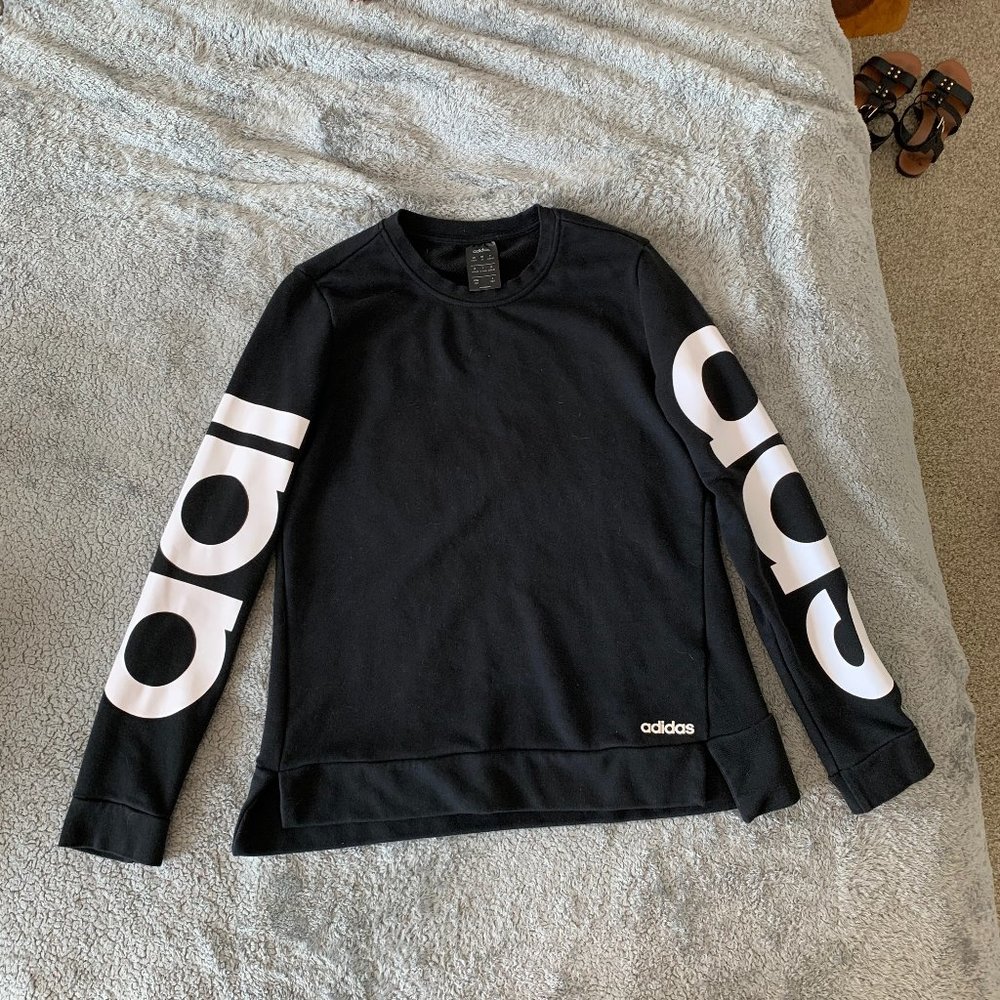 Addias Sweater